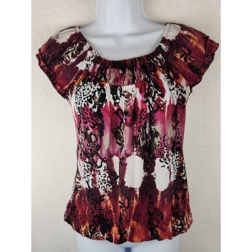 Self Esteem Scoop Neck Short Sleeve Top in Burgundy, White, Animal Print. Size S